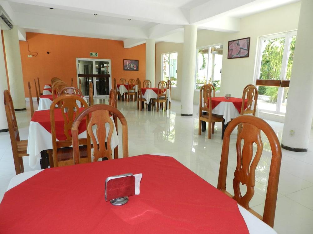 Paraiso Seyba Hotel Seybaplaya Bagian luar foto